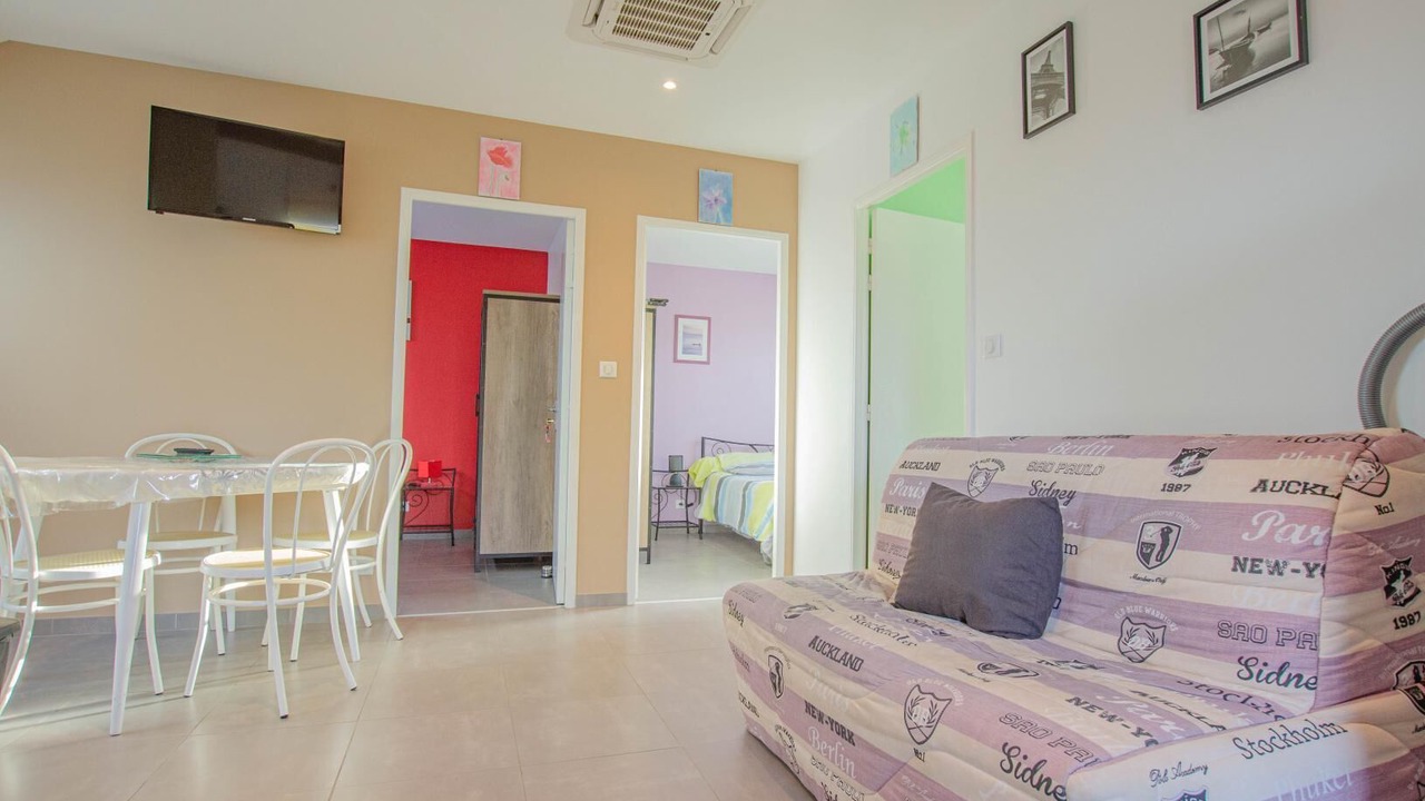 Photo of Bedroom in Fontaine-les-Gres