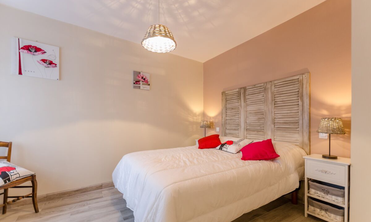 Photo of Bedroom in Rigny-la-Nonneuse