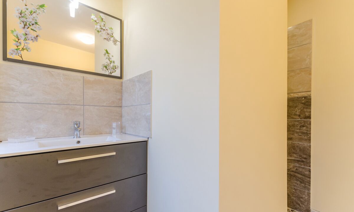 Photo of Bathroom in Rigny-la-Nonneuse