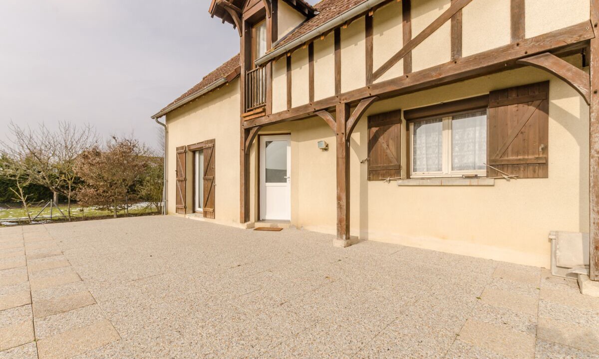 Photo of Outdoor in Fontaine-les-Gres