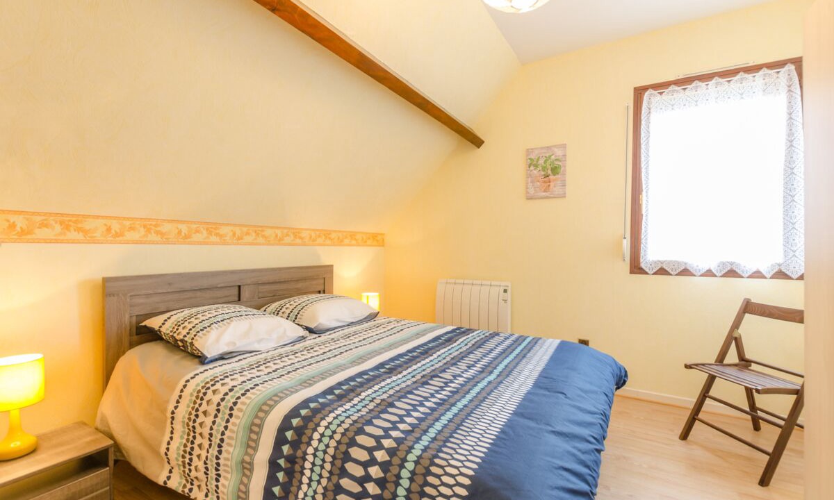 Photo of Bedroom in Fontaine-les-Gres