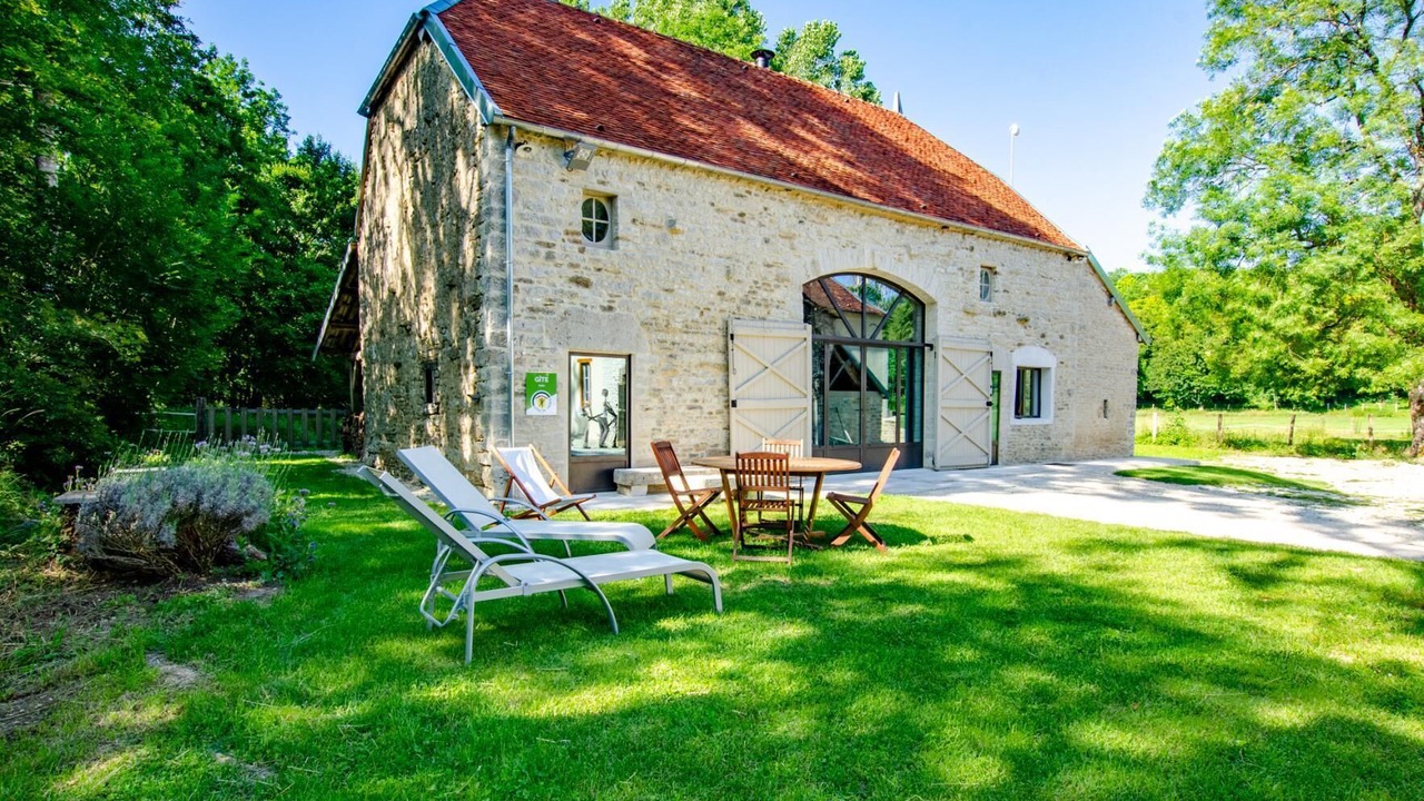 Photo of Outdoor in Jully-sur-Sarce