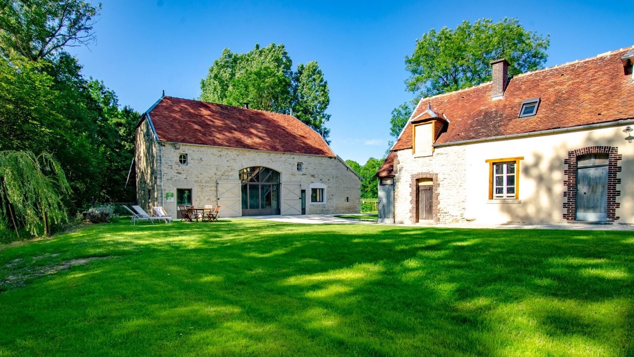 Photo of Outdoor in Jully-sur-Sarce