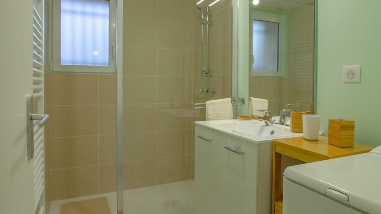 Photo of Bathroom in Mailly-le-Camp