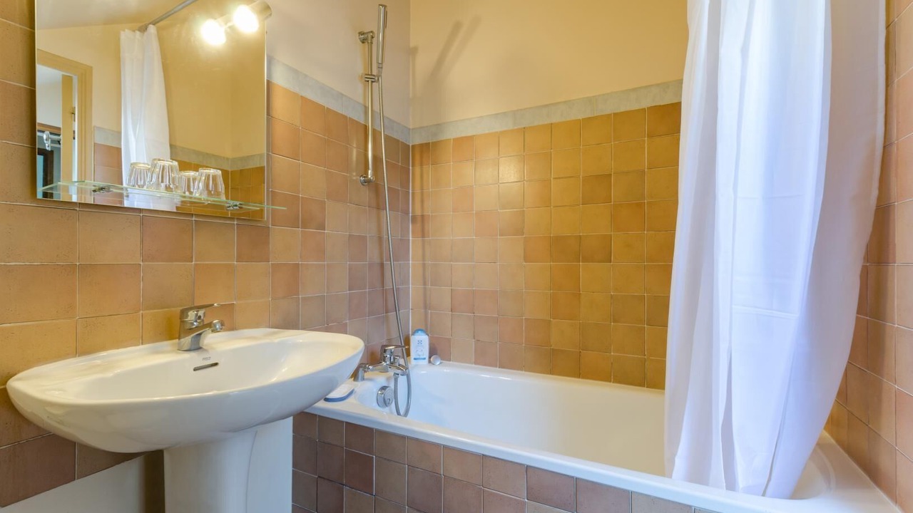 Photo of Bathroom in Troyes