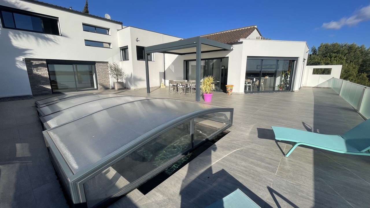 Photo of Outdoor in Poussan