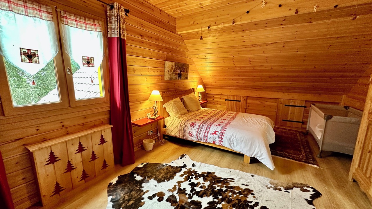 Photo of Bedroom in Murat-le-Quaire