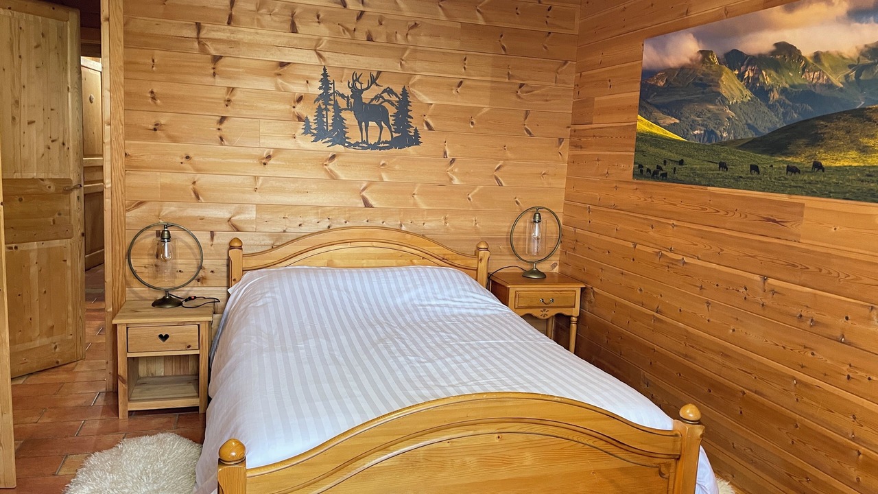 Photo of Bedroom in Murat-le-Quaire