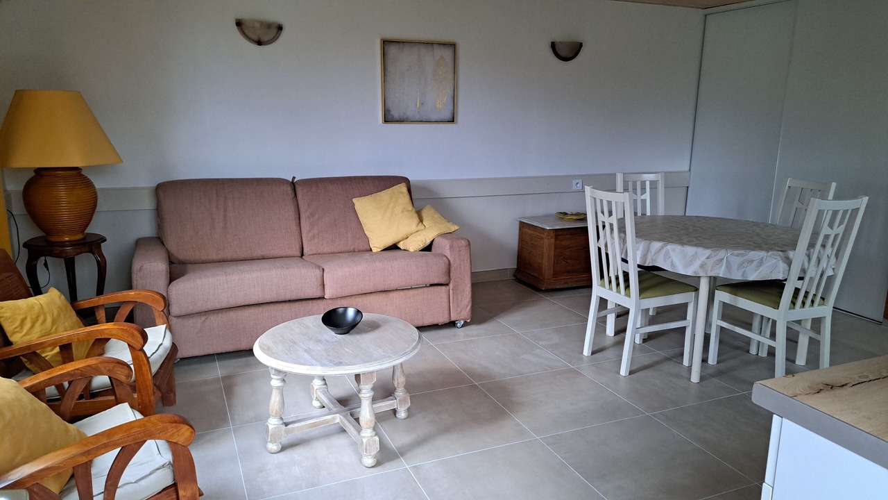 Photo of Livingroom in Bregnier-Cordon