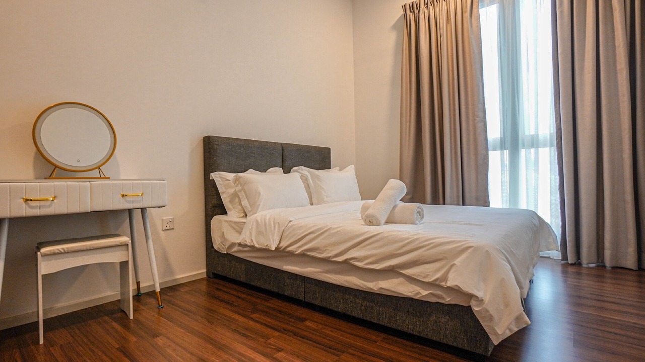 Photo of Bedroom in Maluri