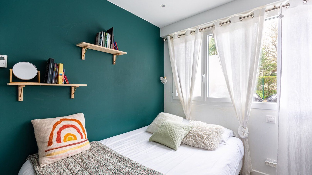 Photo of Bedroom in Chartrons