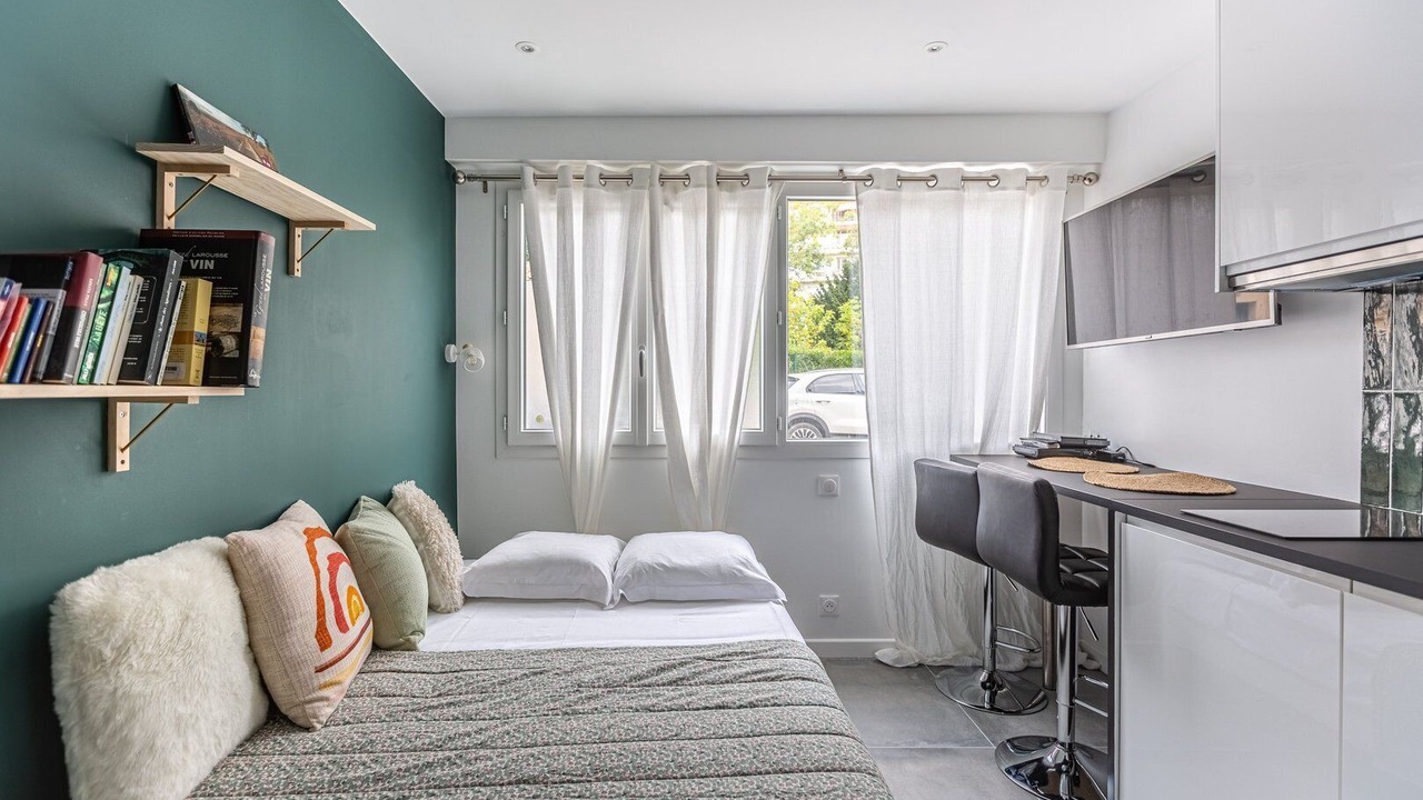 Photo of Bedroom in Chartrons