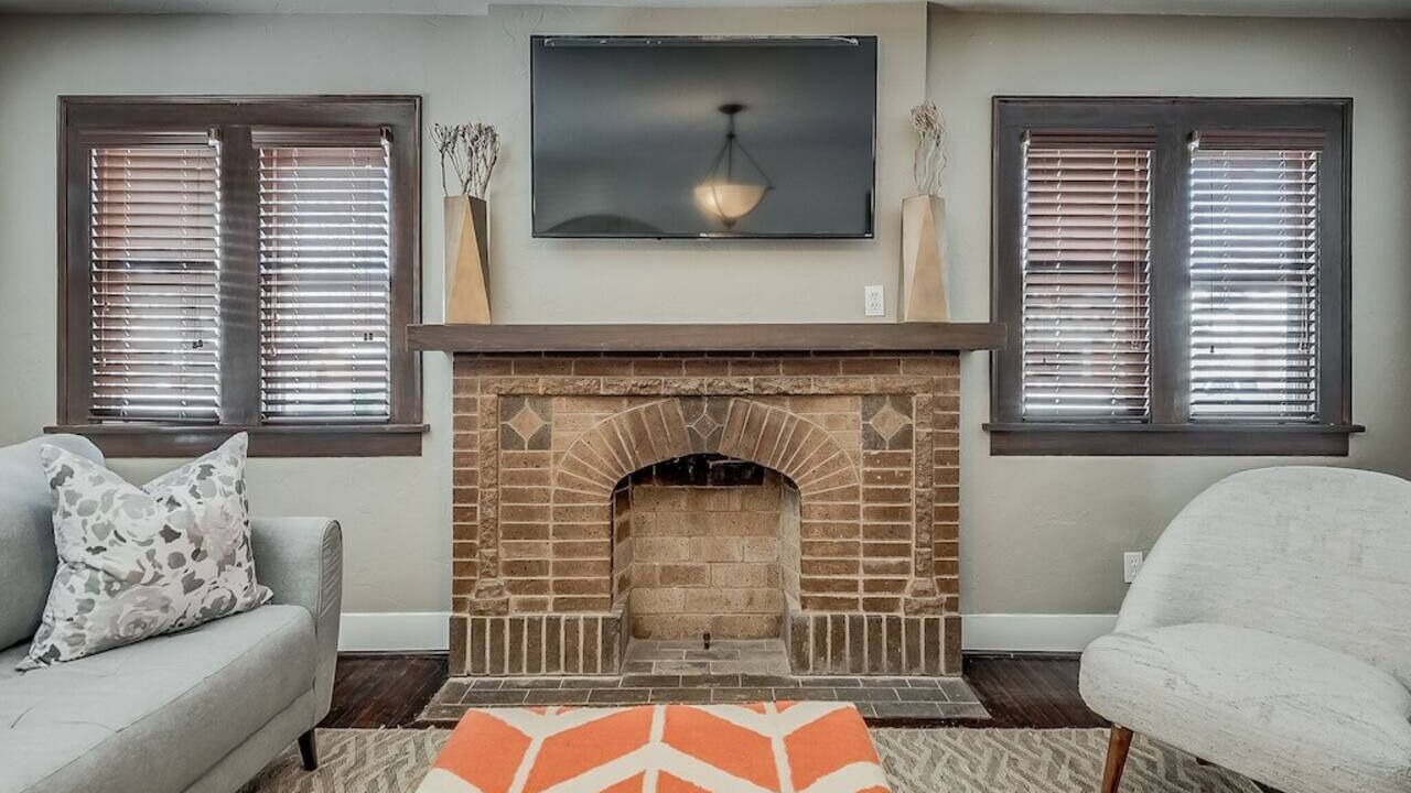 Photo of Livingroom in Crestwood