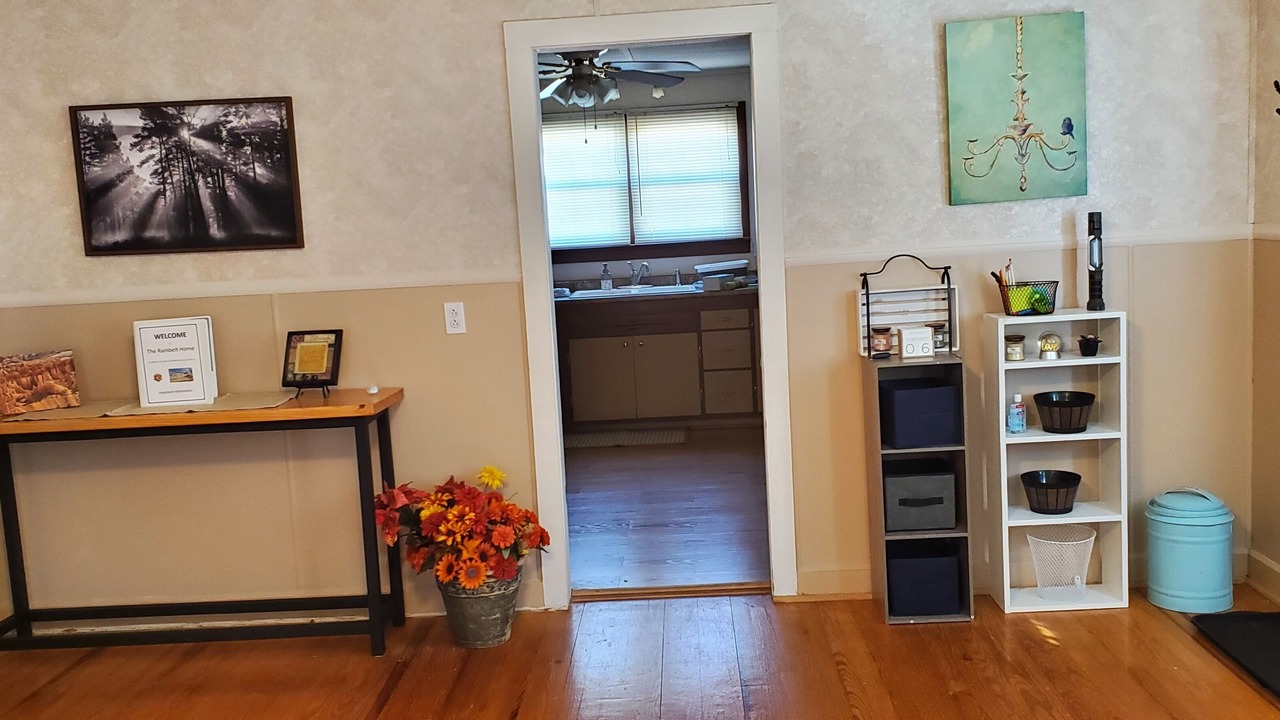 Photo of Bedroom in Meade