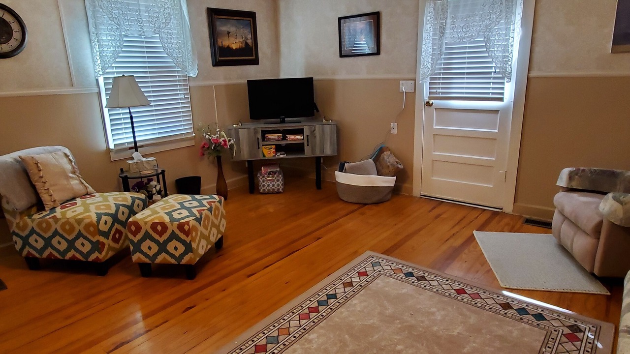 Photo of Bedroom in Meade
