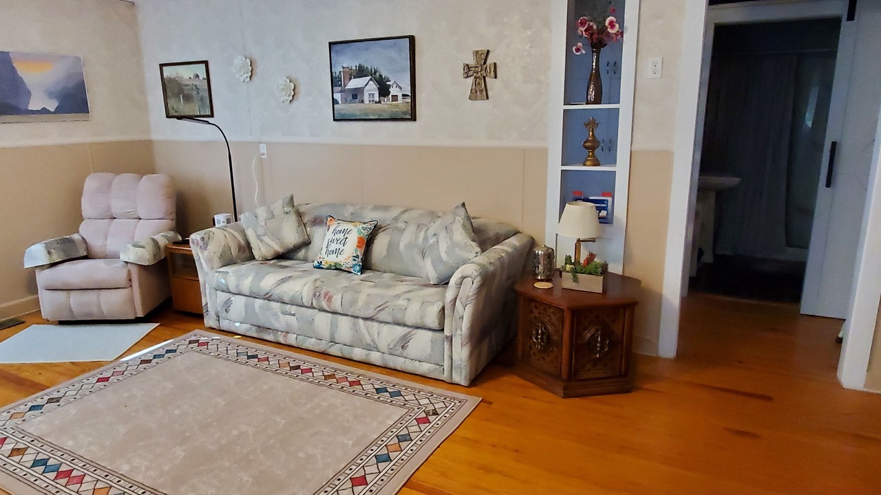 Photo of Bedroom in Meade
