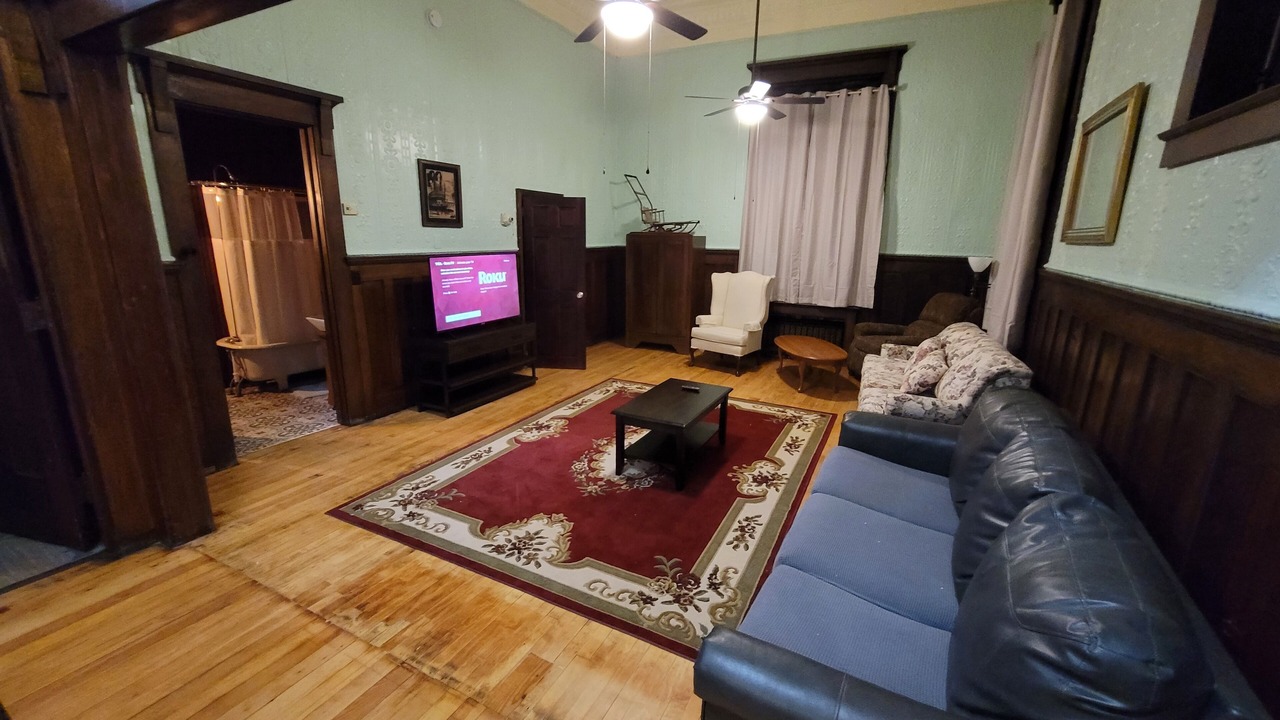 Photo of Livingroom in Corry