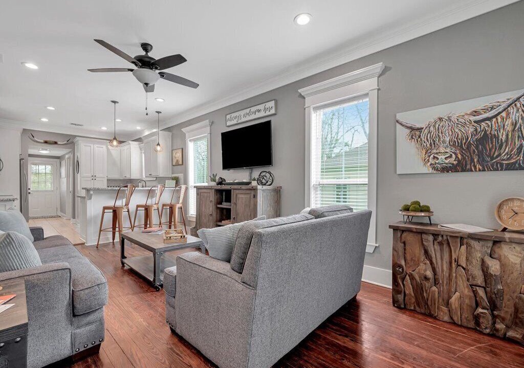 Photo of Livingroom in Nacogdoches