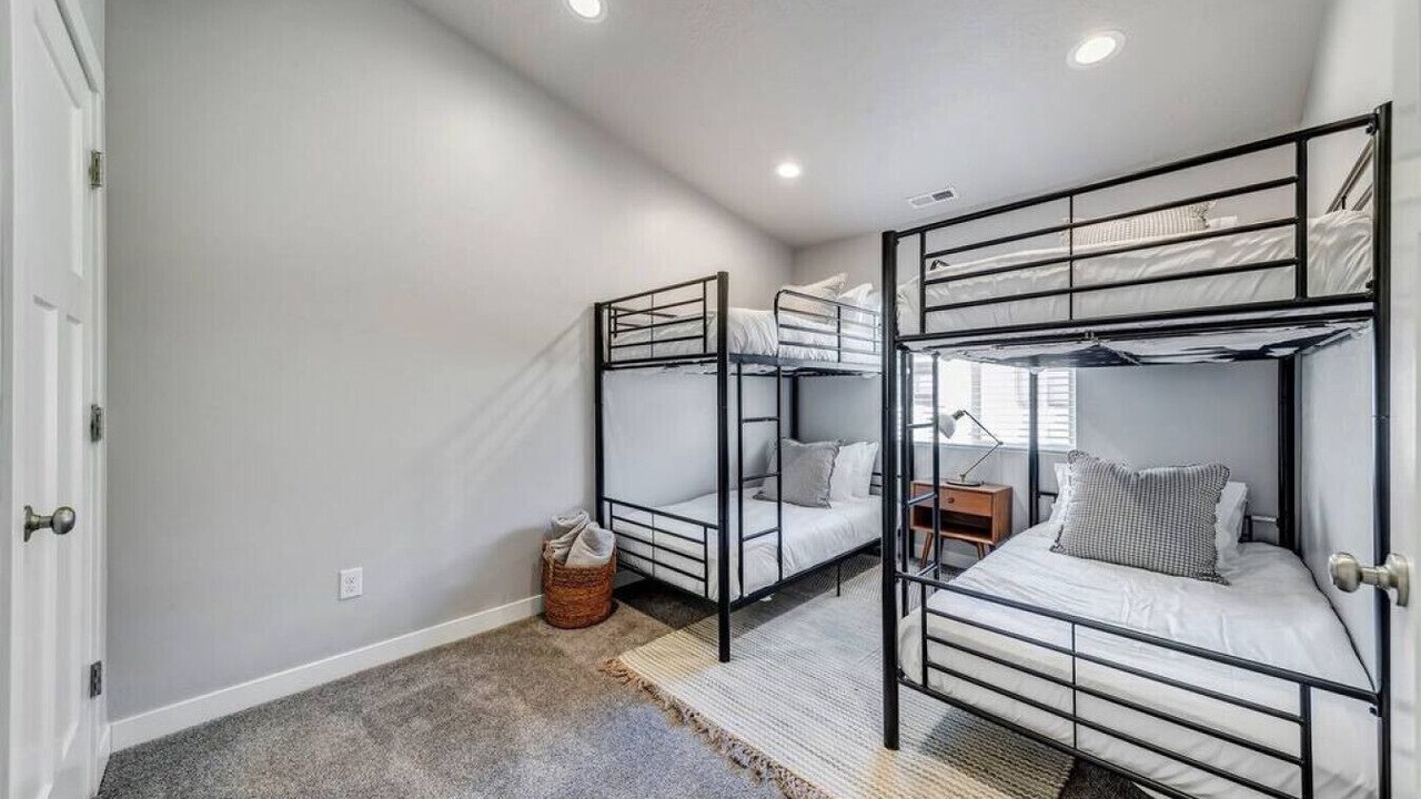 Photo of Bedroom in Bluffdale