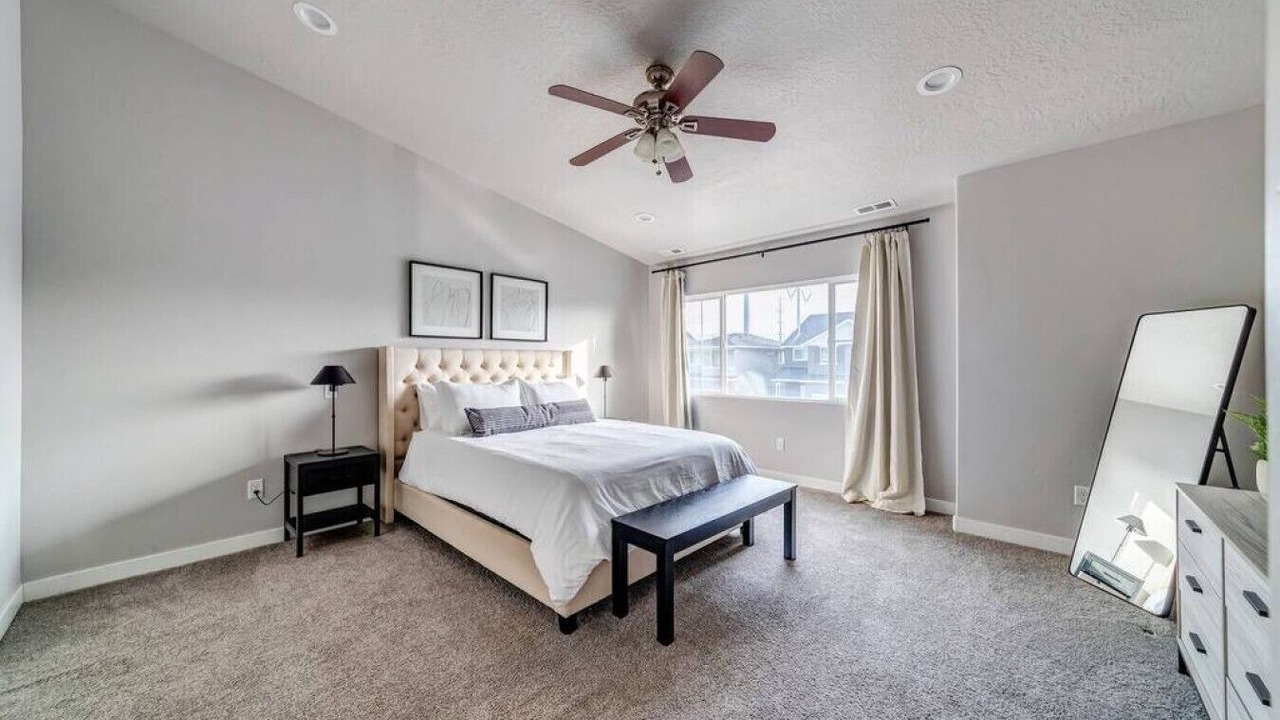 Photo of Bedroom in Bluffdale