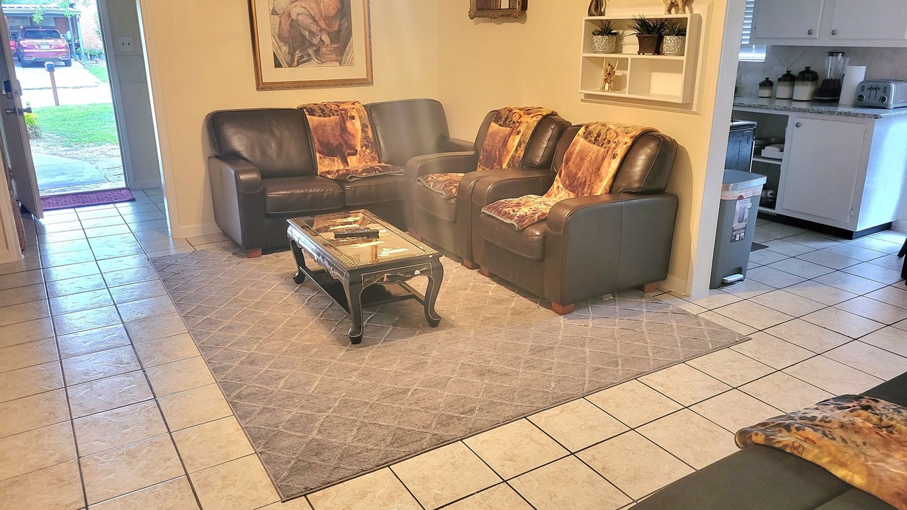 Photo of Livingroom in Central Southwest
