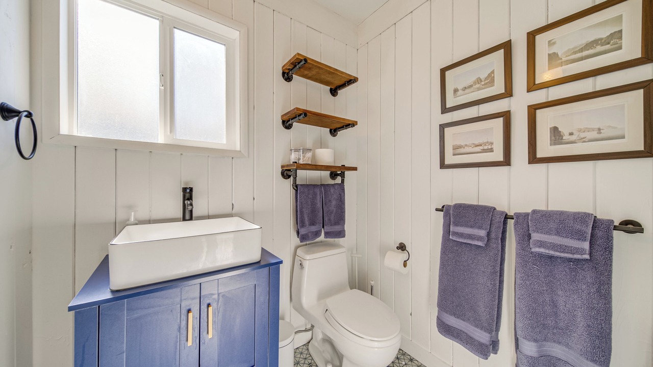 Photo of Bathroom in Langley