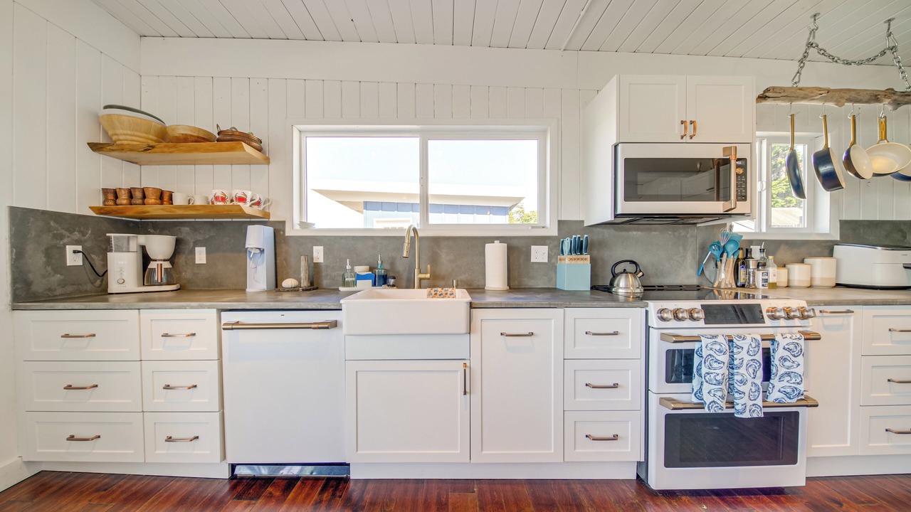 Photo of Kitchen in Langley