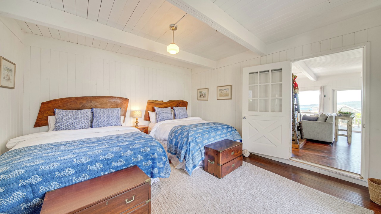 Photo of Bedroom in Langley