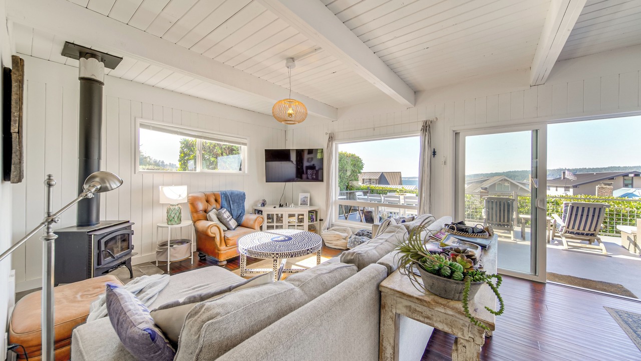 Photo of Bedroom in Langley