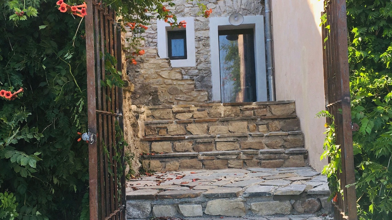 Photo of Outdoor in Arphy