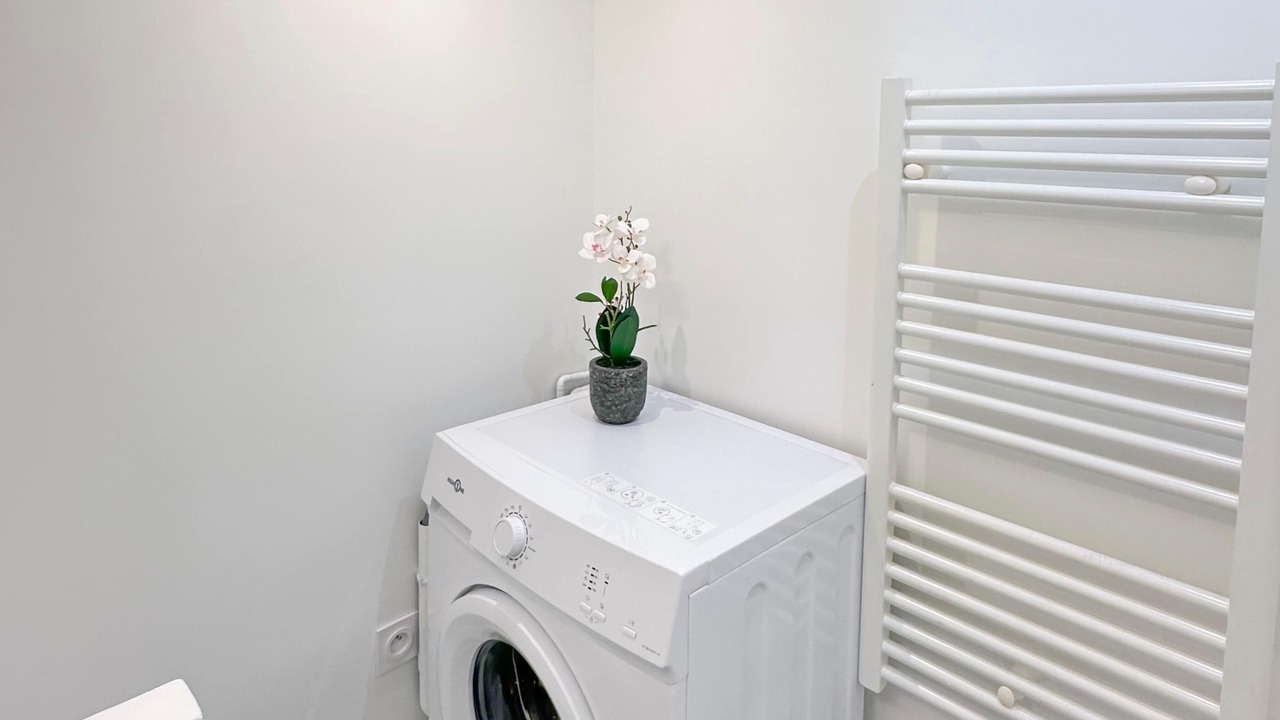 Photo of Bathroom in 6th Arrondissement