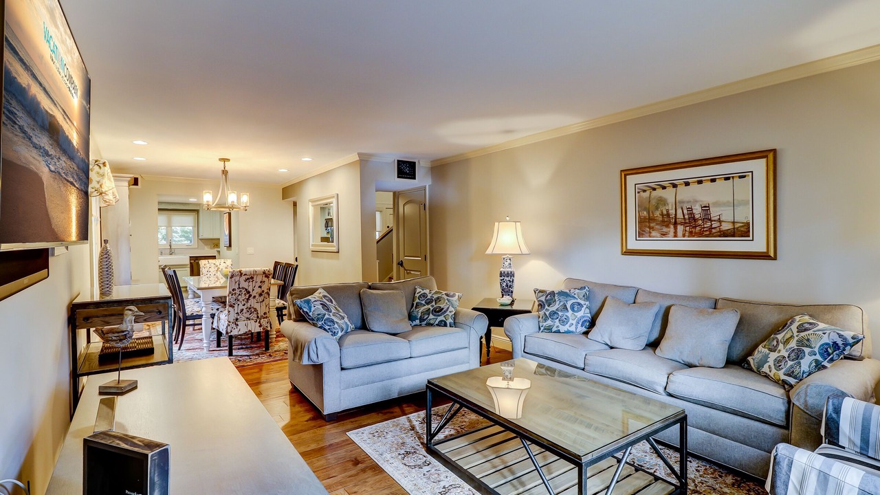 Photo of Livingroom in Harbour Town