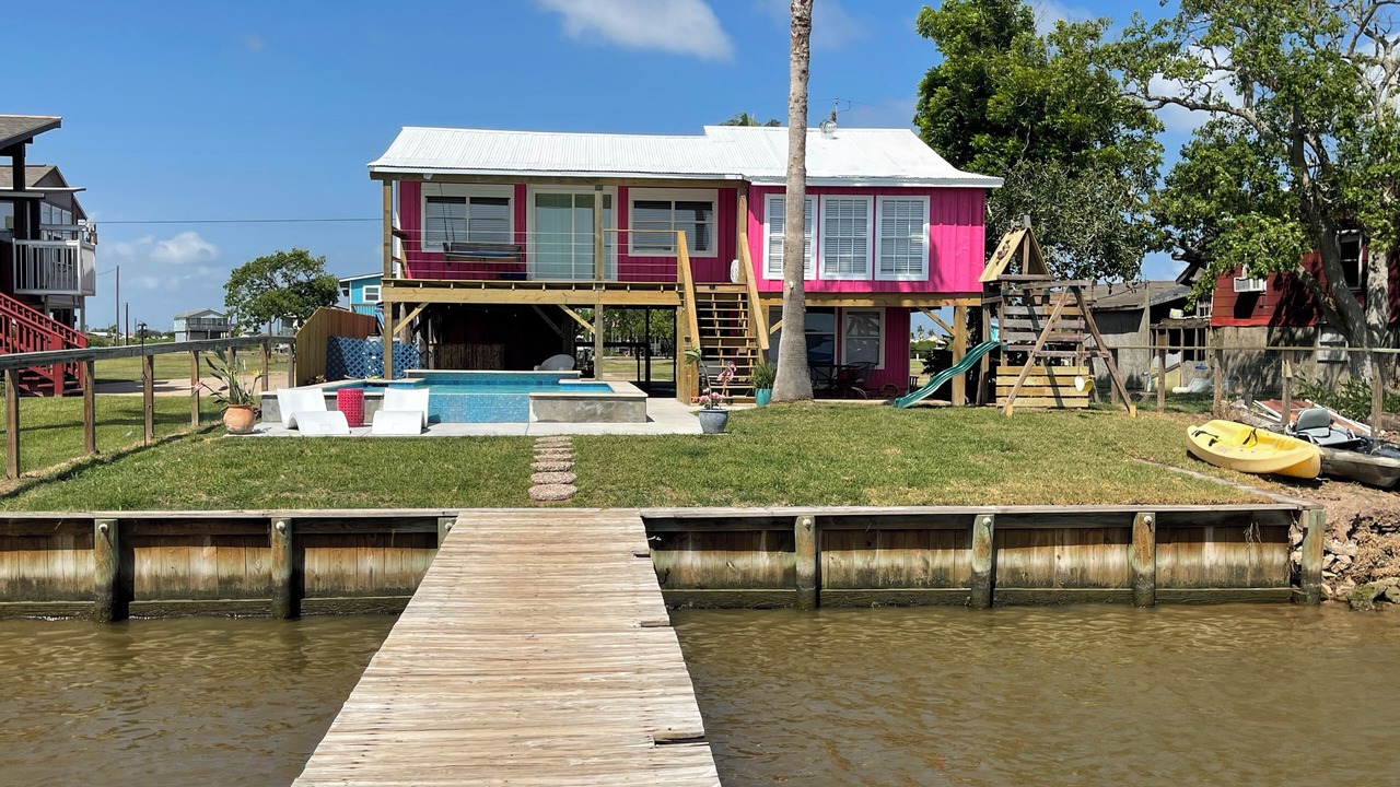 Photo of Outdoor in Cedar Lane