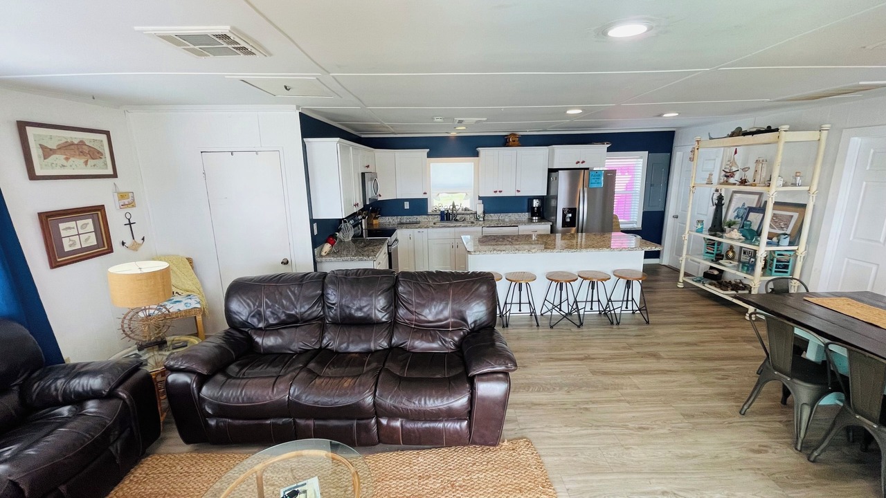 Photo of Livingroom in Cedar Lane