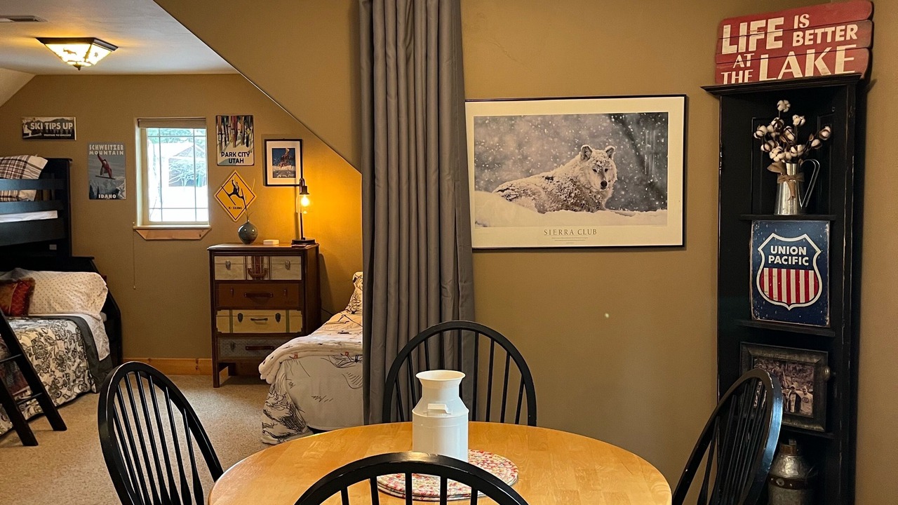Photo of Livingroom in Post Falls