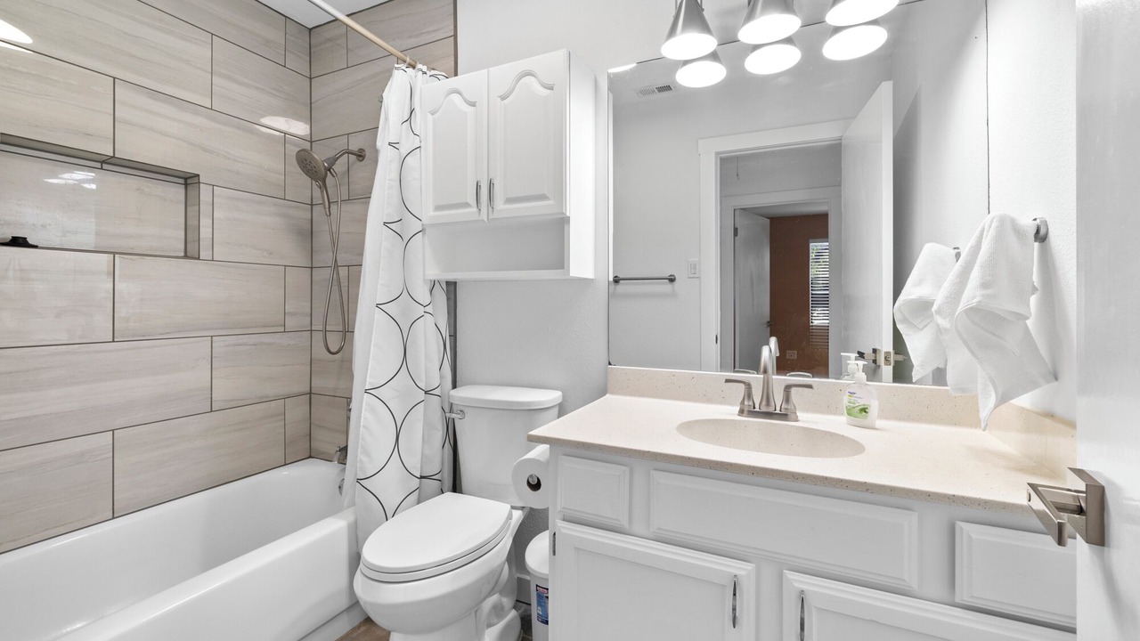 Photo of Bathroom in Crestview