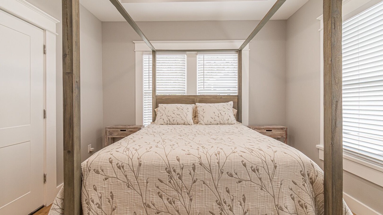 Photo of Bedroom in Southtown
