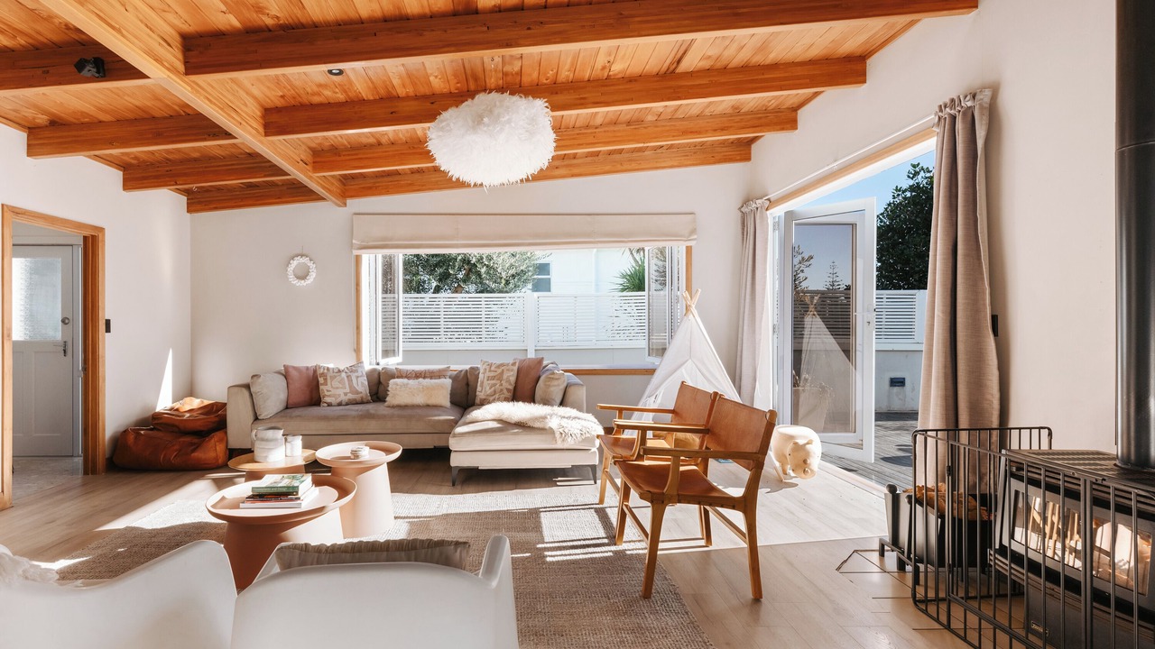 Photo of Livingroom in Papamoa Beach