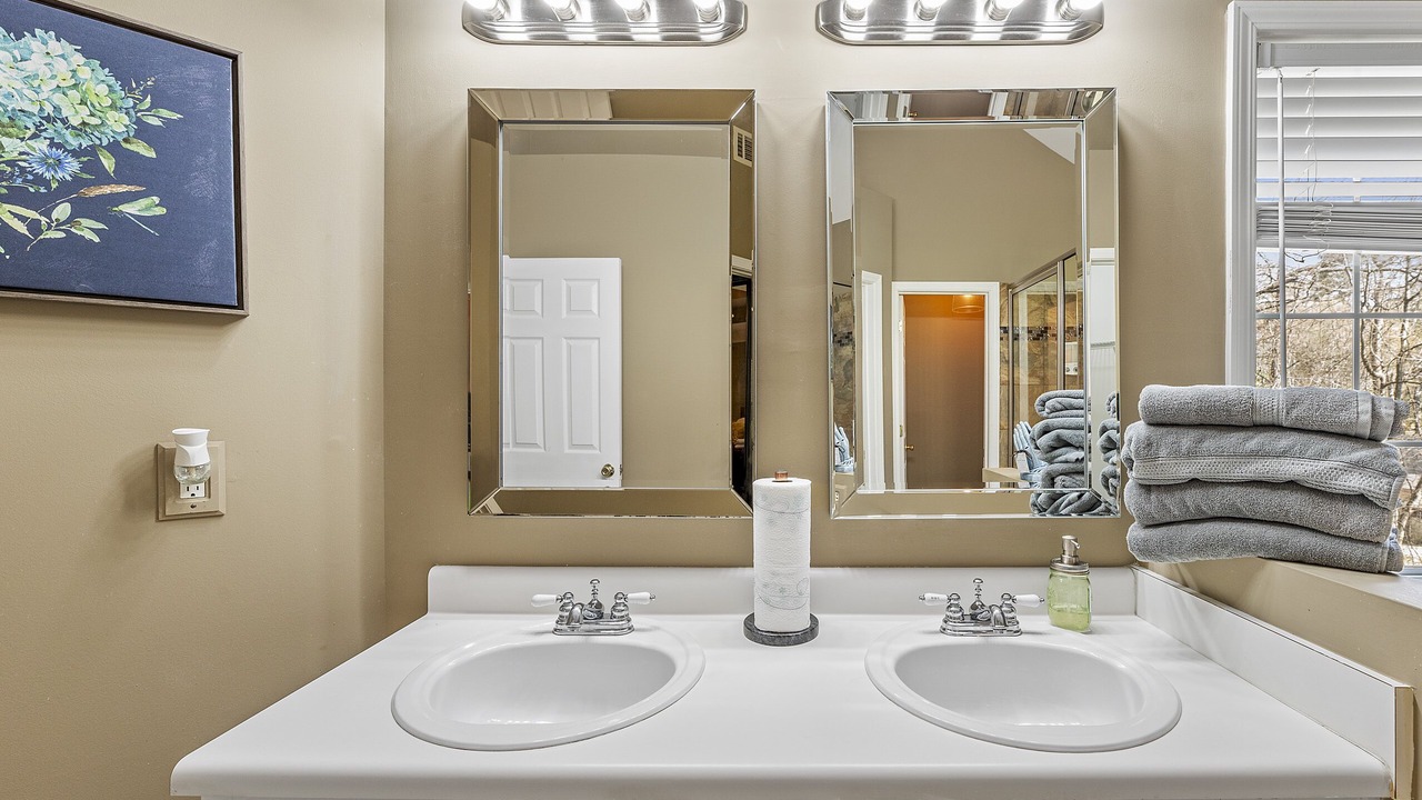 Photo of Bathroom in East Point