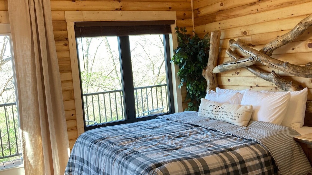 Photo of Bedroom in Nixa