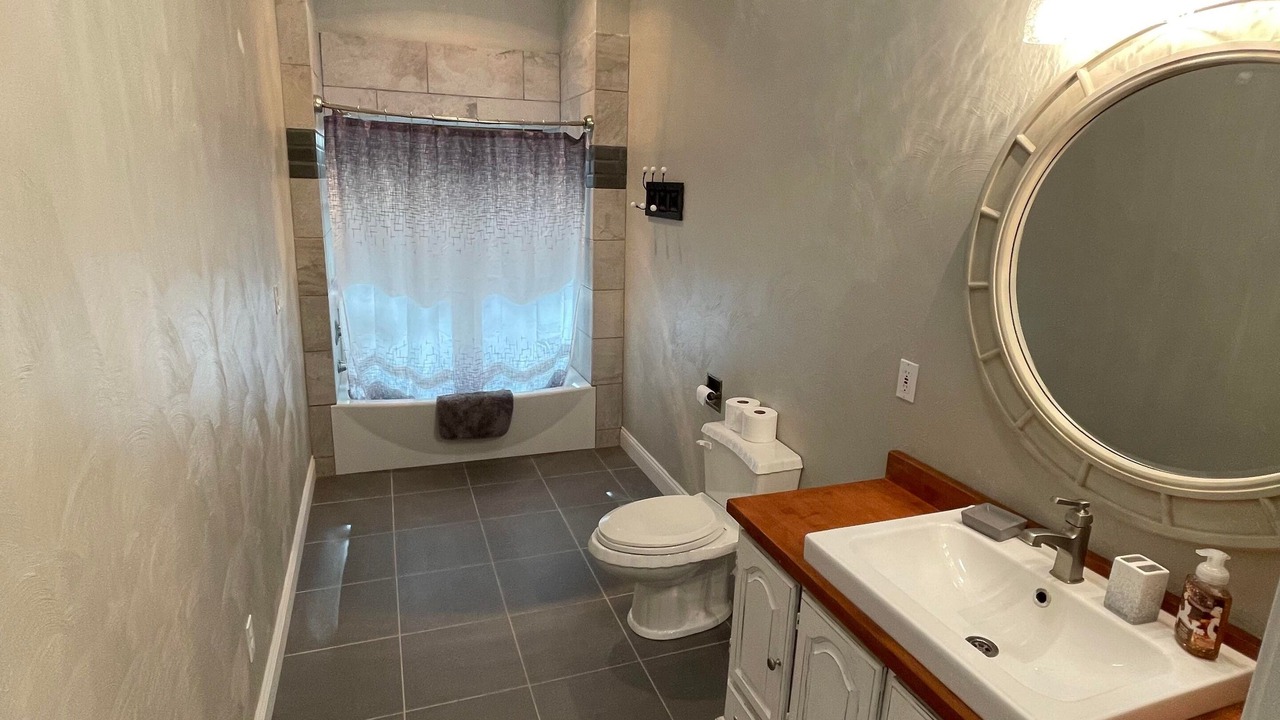 Photo of Bathroom in Eagle Rock