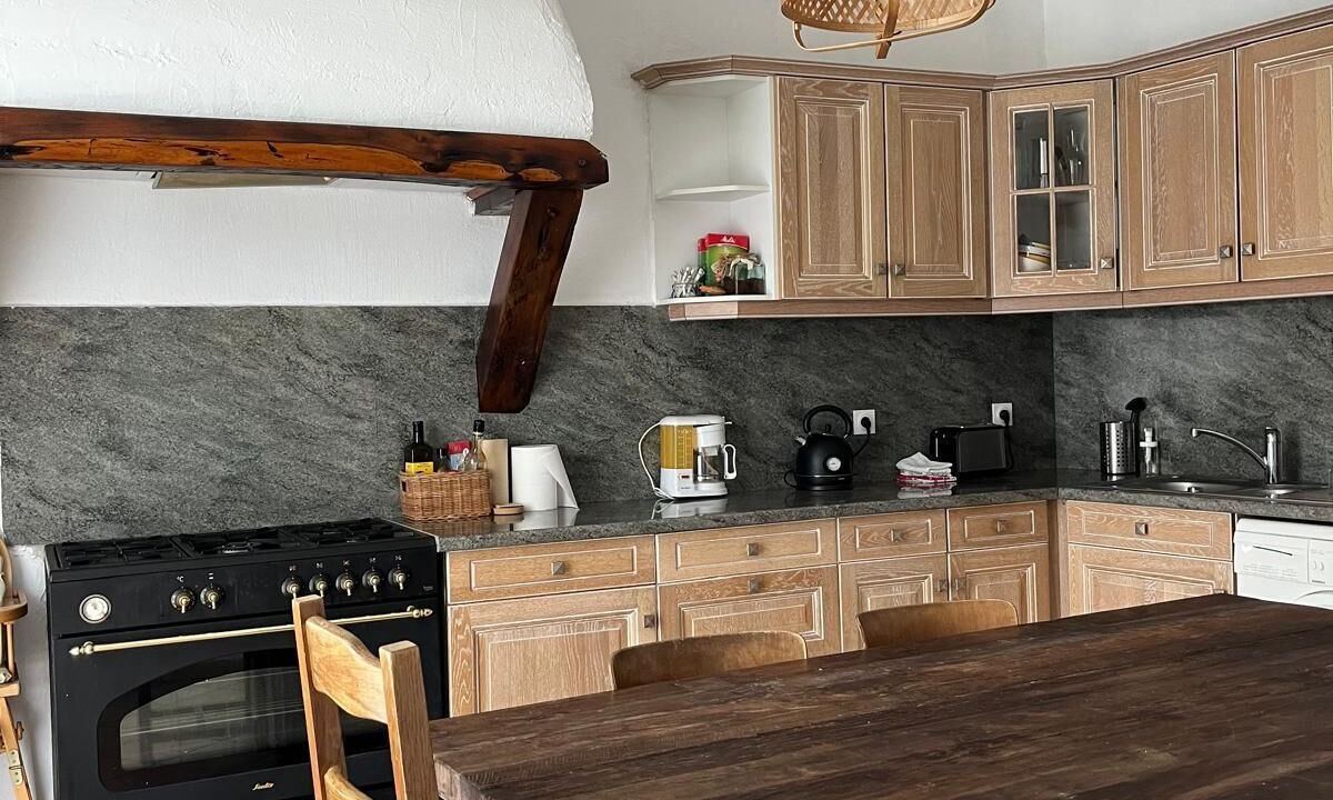 Photo of Kitchen in Saint-Julien-d'Arpaon