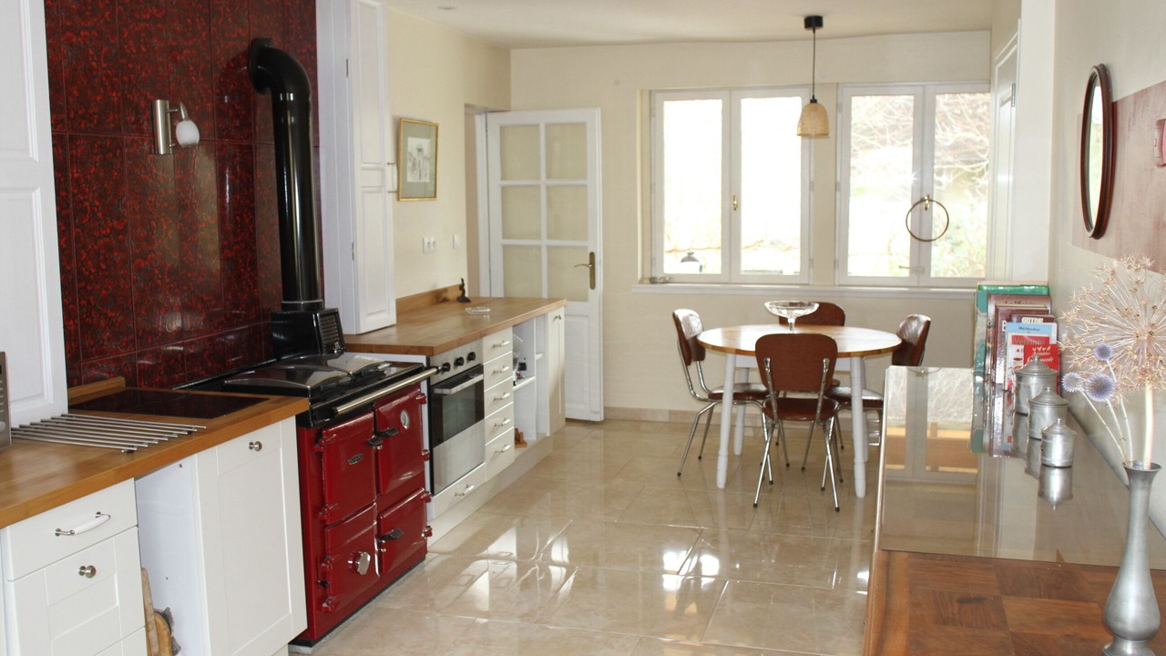 Photo of Kitchen in Saint-Ythaire