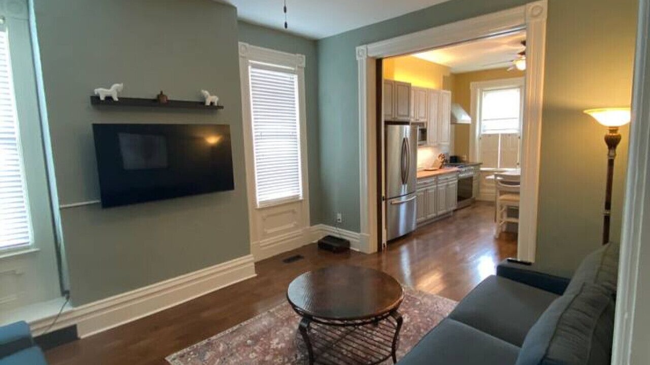 Photo of Livingroom in South Side Flats