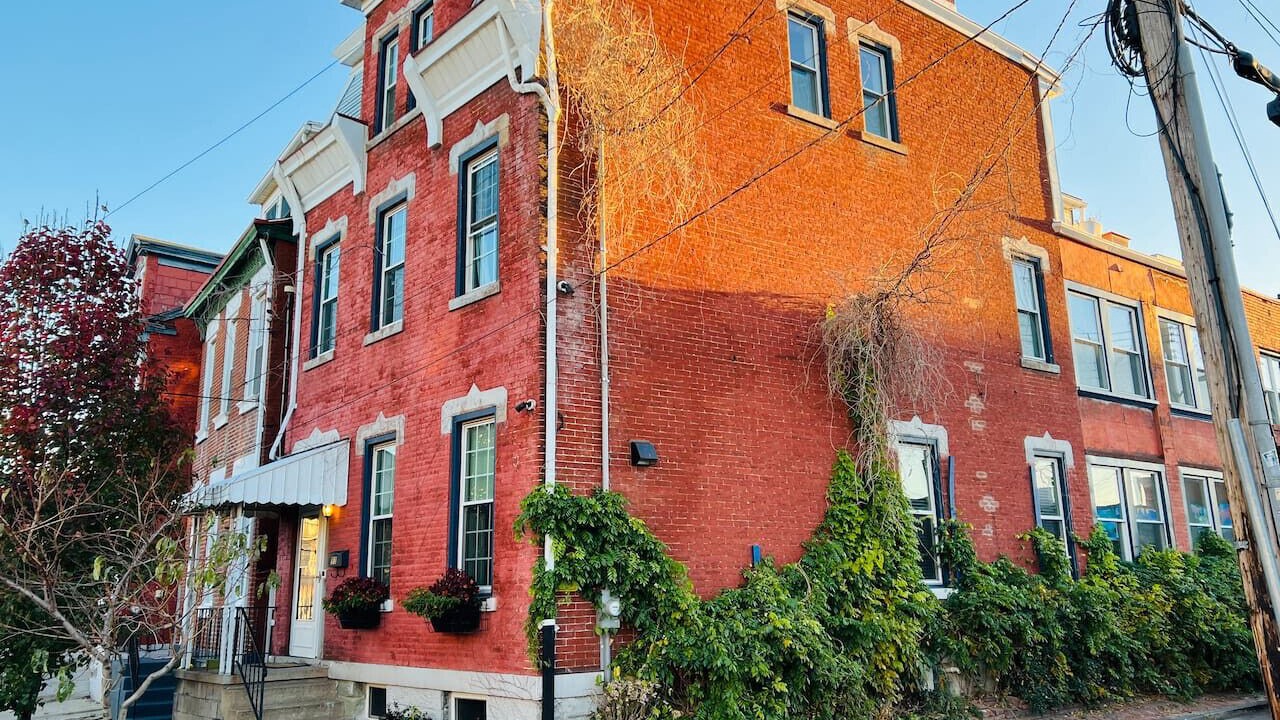 Photo of Outdoor in South Side Flats