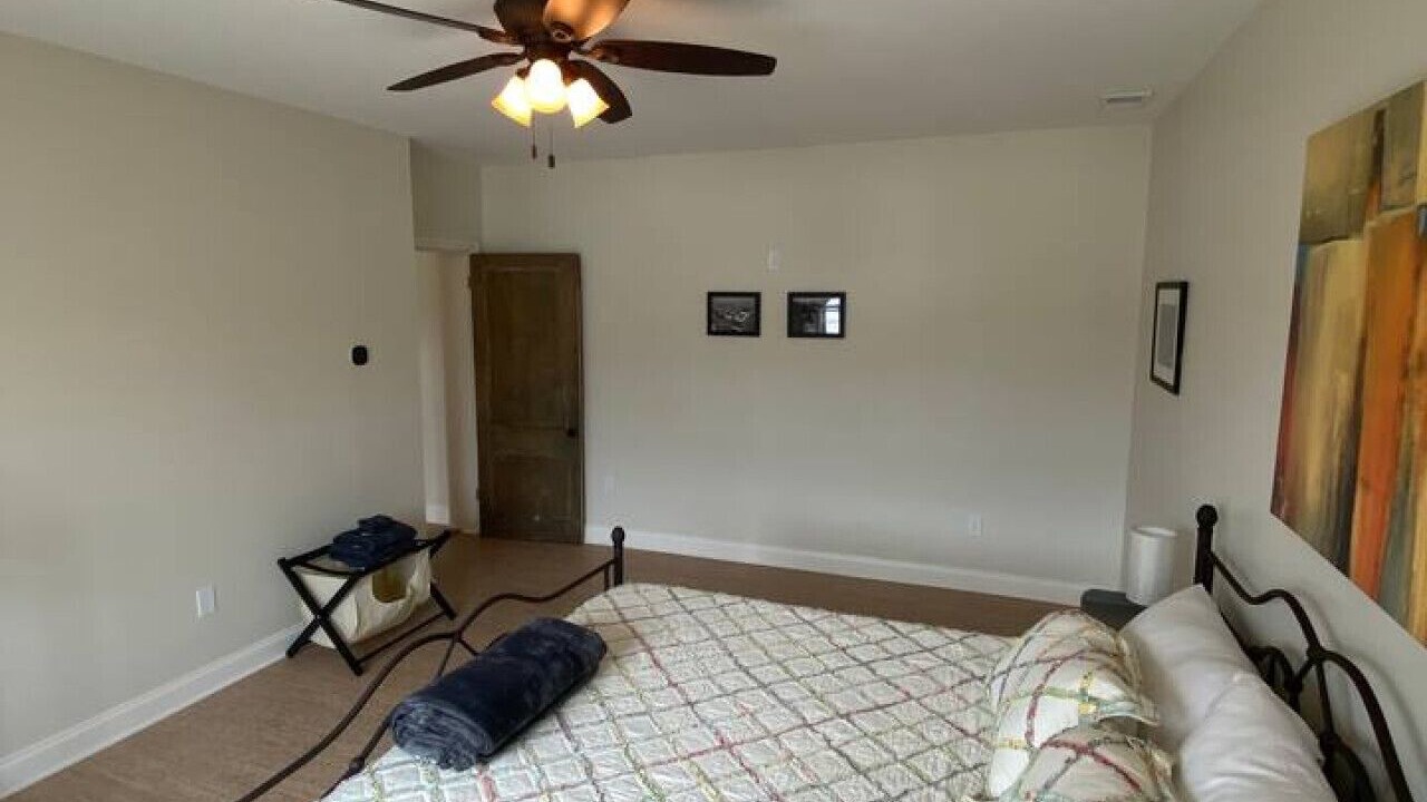 Photo of Bedroom in South Side Flats