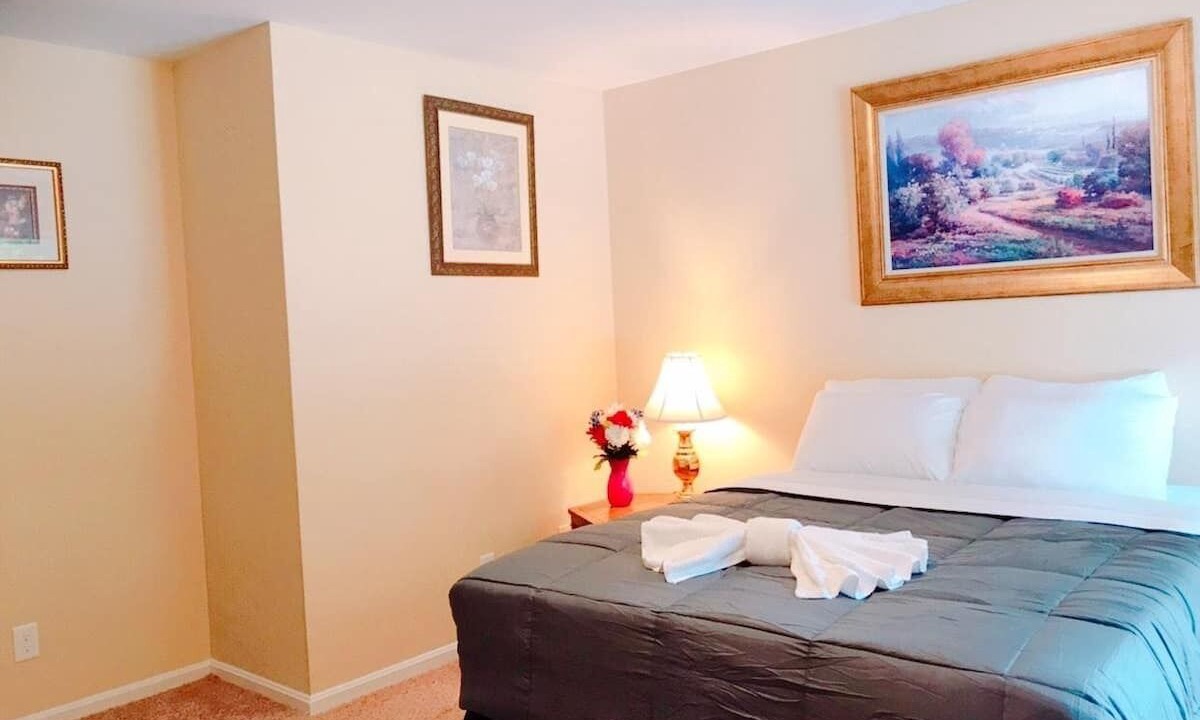 Photo of Bedroom in Downtown Greensboro