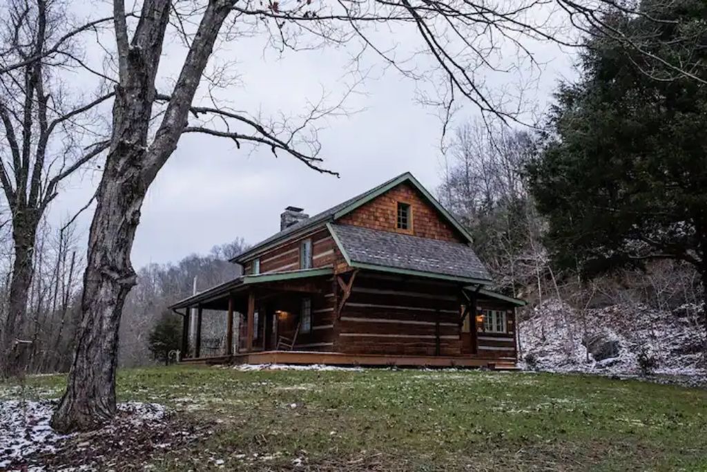 Photo of Outdoor in Hendersonville