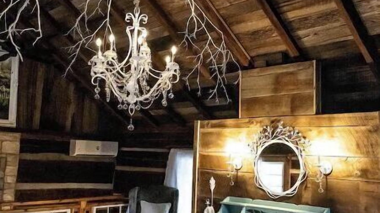 Photo of Bedroom in Hendersonville