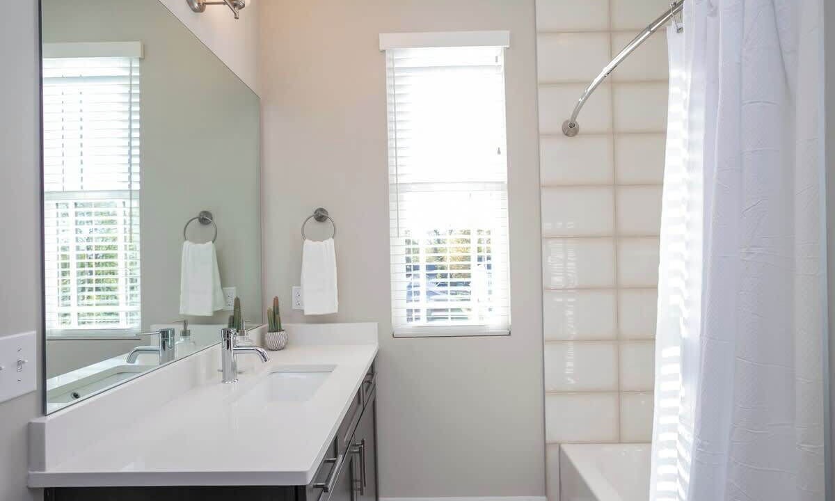 Photo of Bathroom in Hadley - Washington